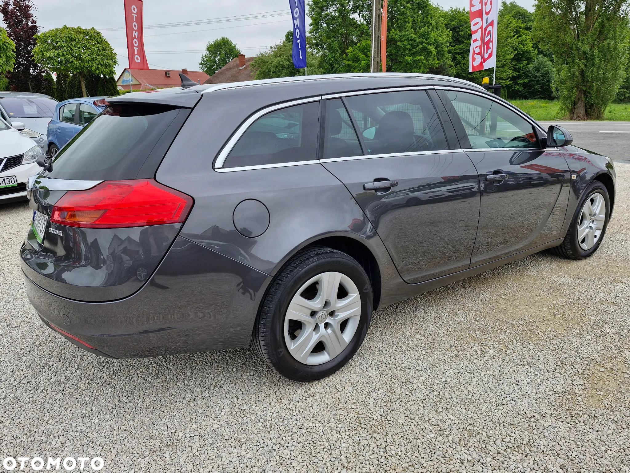 Opel Insignia - 10
