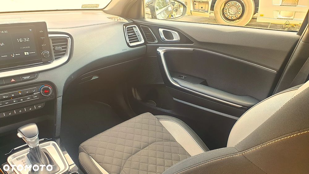 Kia ProCeed 1.5 T-GDI GT Line DCT - 14