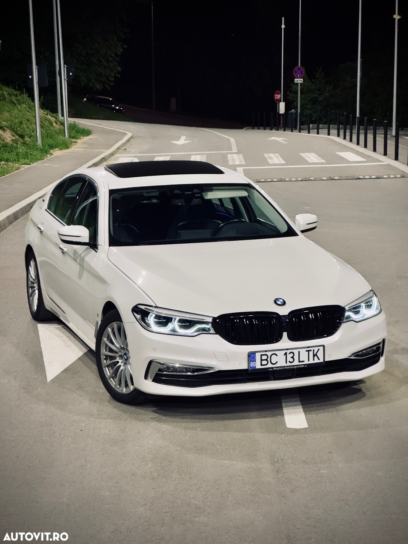 BMW Seria 5 530e Aut. Luxury Line - 2