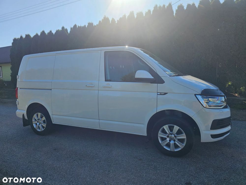 Volkswagen Transporter - 3