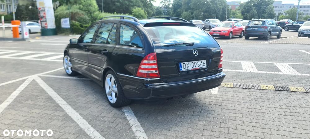Mercedes-Benz Klasa C 200 Kompressor Automatik Avantgarde Sport Edition + - 5