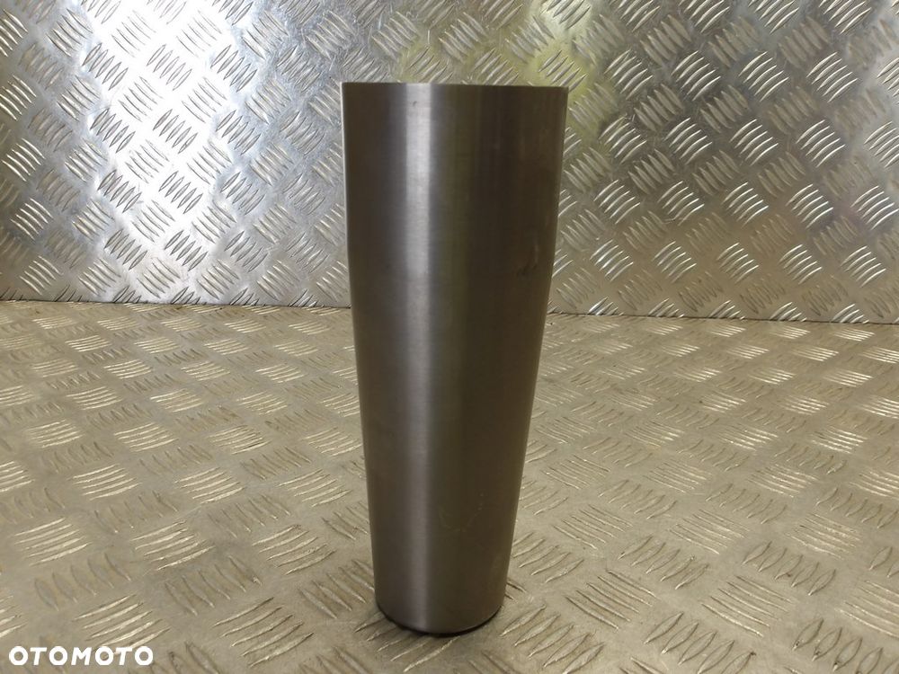 Szklanka zawieszenia górna YAMAHA XVZ 1300 ROYAL STAR VENTURE 99-13r   PN. 4XY-23121-00 - 4