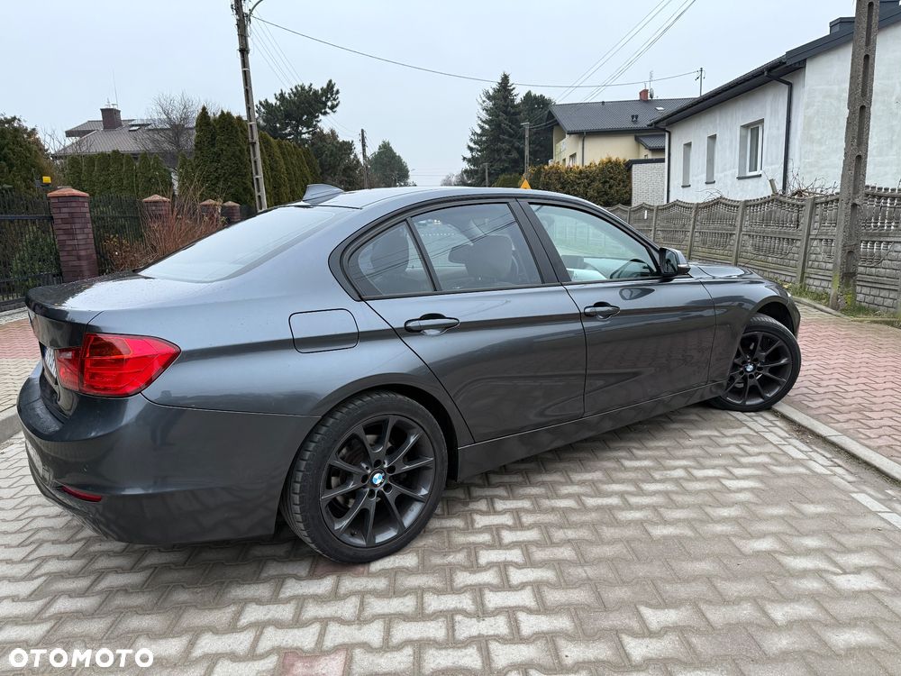 BMW Seria 3 - 18