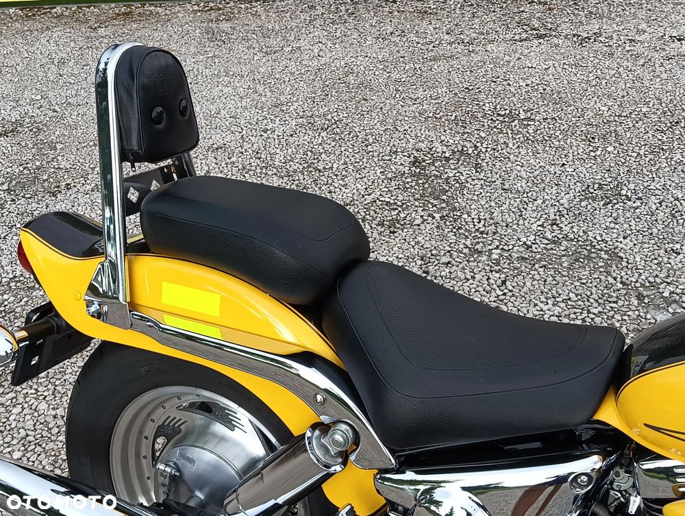 Suzuki Marauder - 12