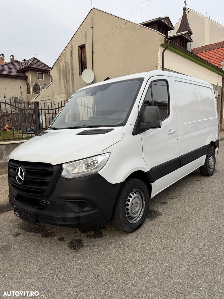 Mercedes-Benz Sprinter - 6