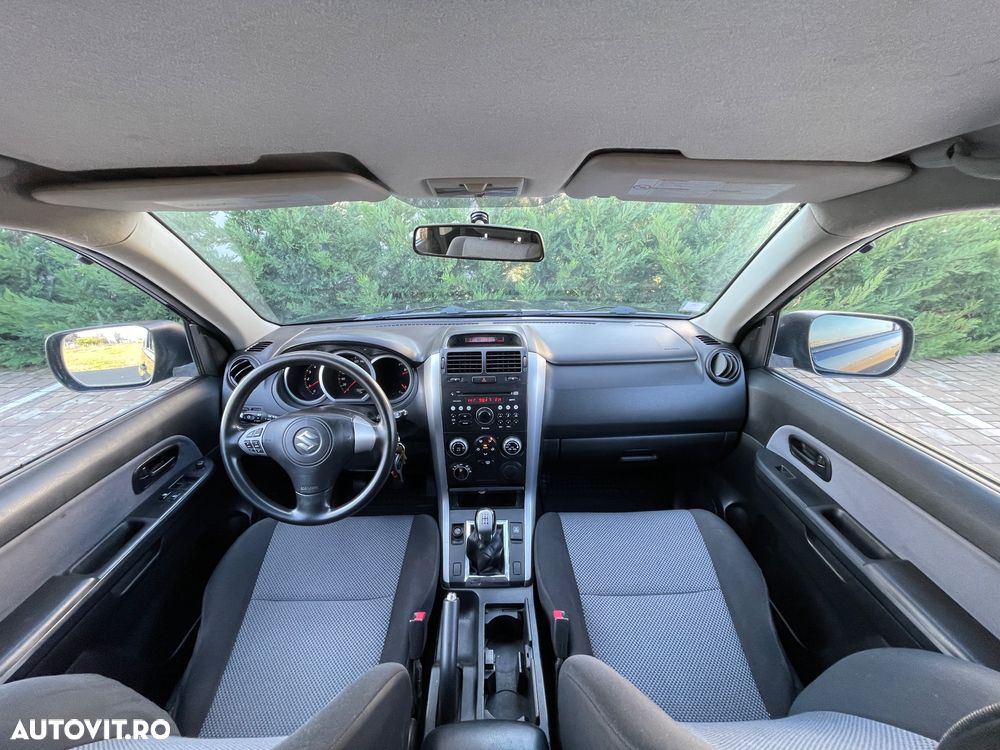 Suzuki Grand Vitara 1.9 DDiS Comfort - 7