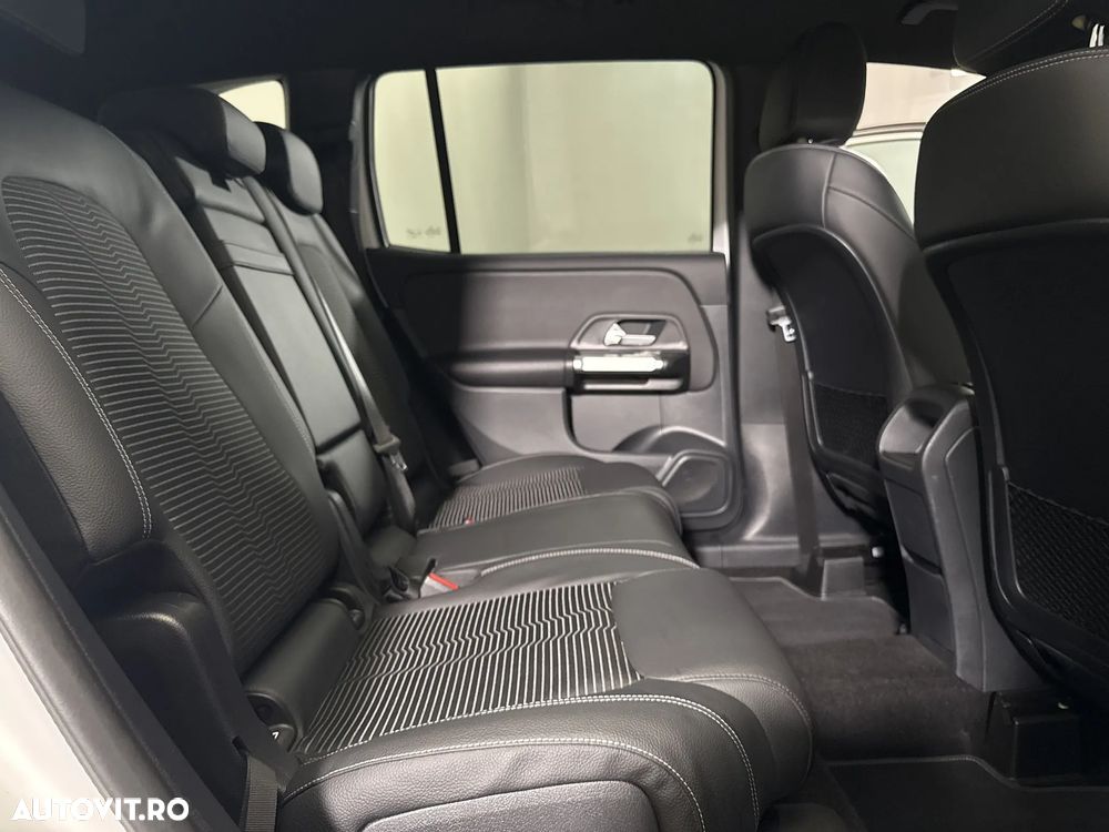 Mercedes-Benz GLB 200 d 4MATIC 8G-DCT - 13