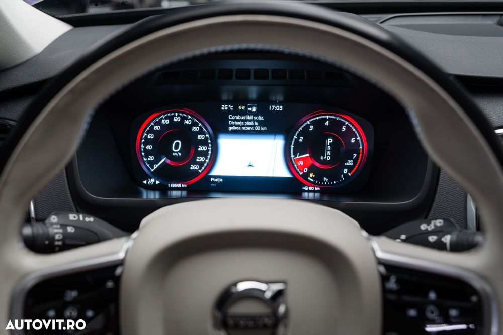Volvo XC 90 - 21