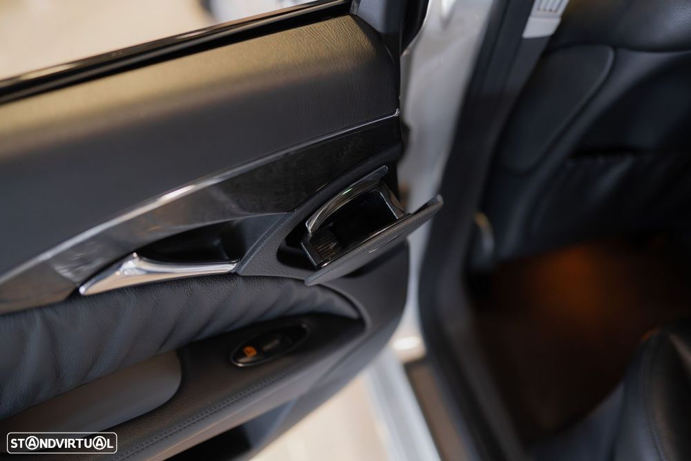 Mercedes-Benz E 320 CDi Avantgarde - 28