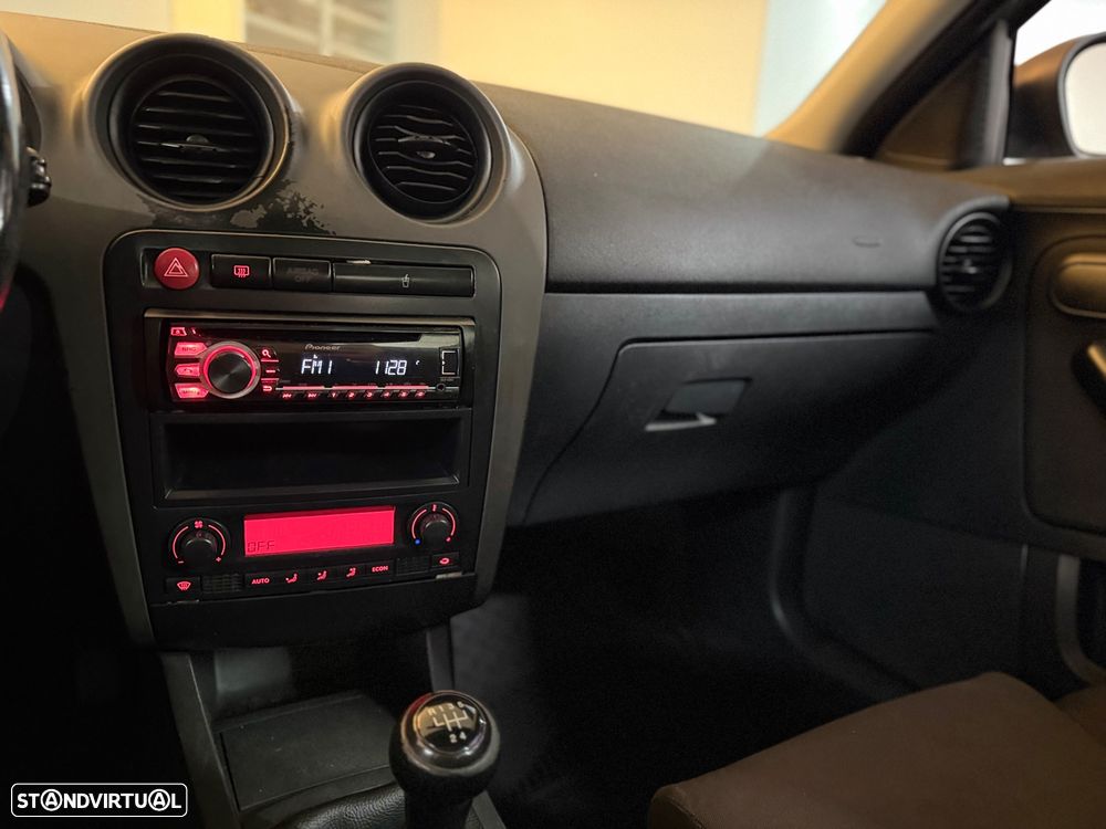 SEAT Cordoba 1.4 16V Sport - 20