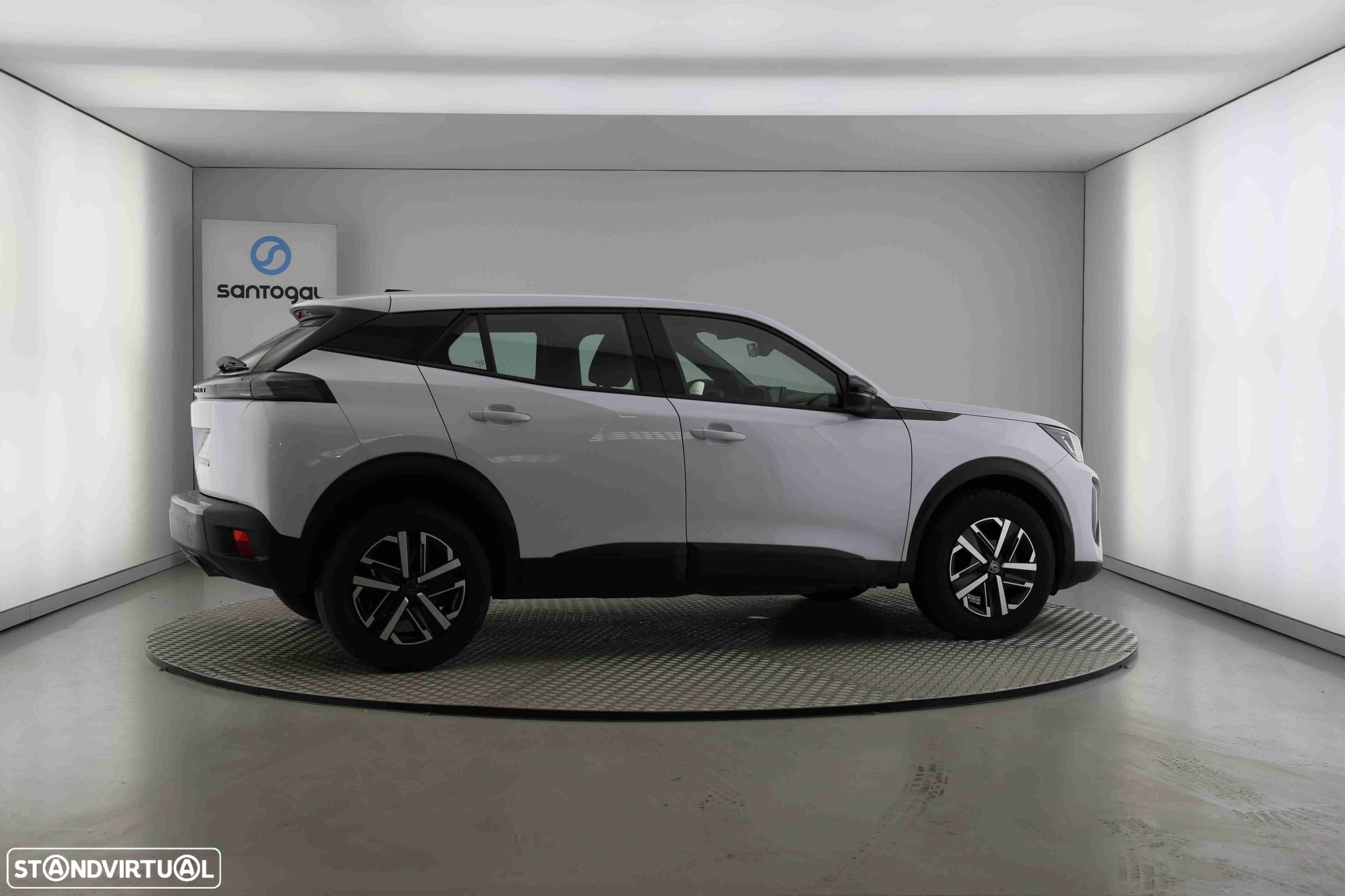 Peugeot 2008 1.2 PureTech Active - 4