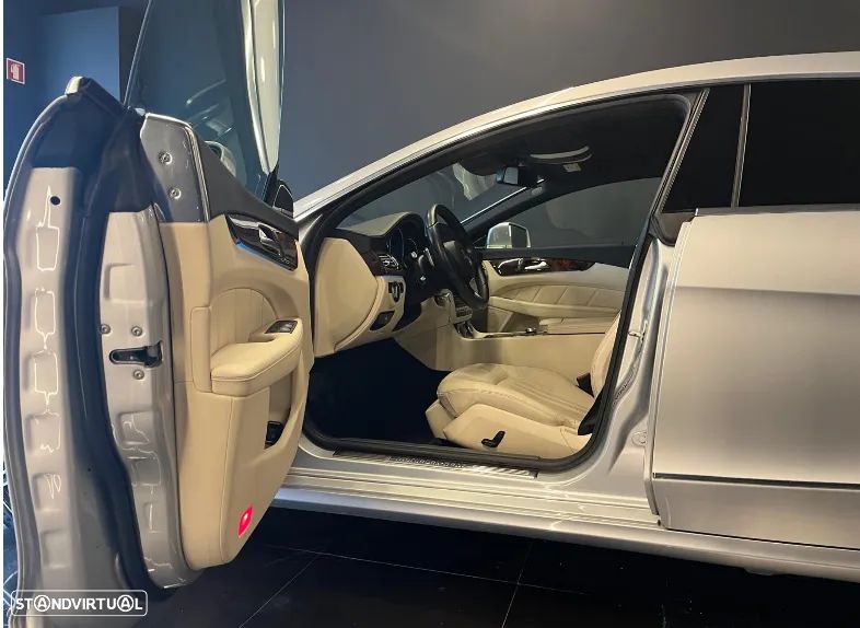 Mercedes-Benz CLS 220 d - 9