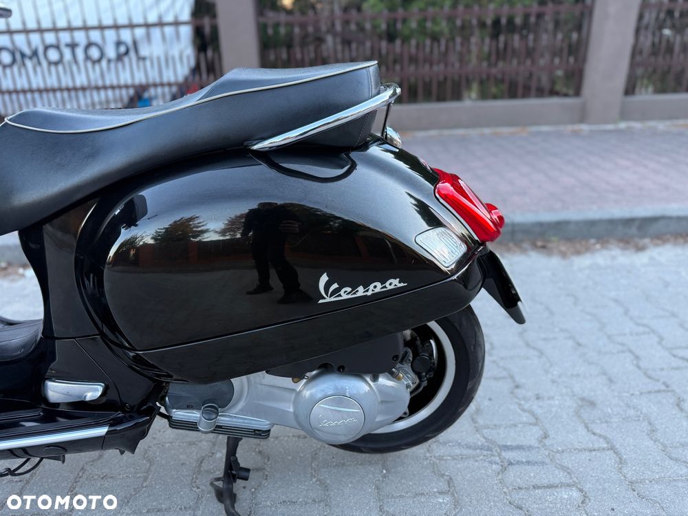 Piaggio Vespa - 17