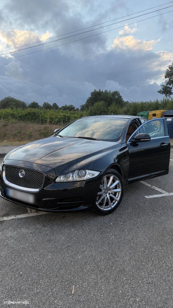 Jaguar XJ 3.0 D V6 Luxury - 1