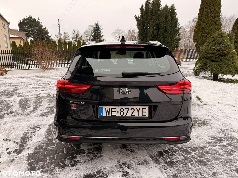 Kia Ceed 1.4 T-GDI M - 11
