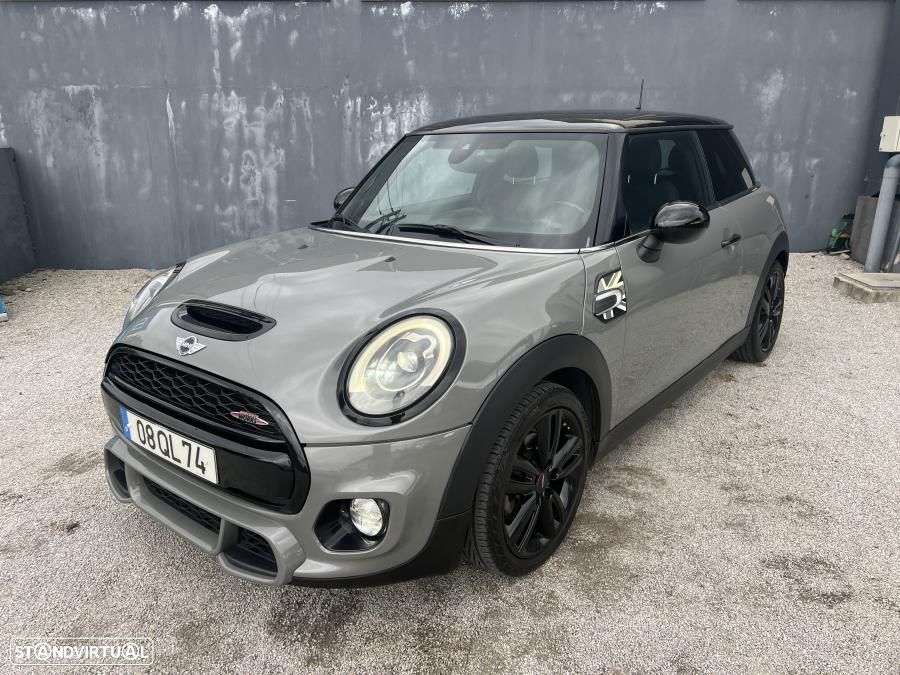 MINI 3 Portas Cooper D - 1
