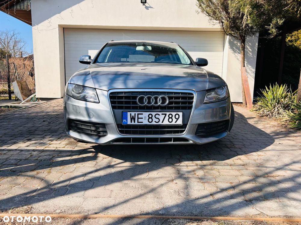 Audi A4 Avant - 4