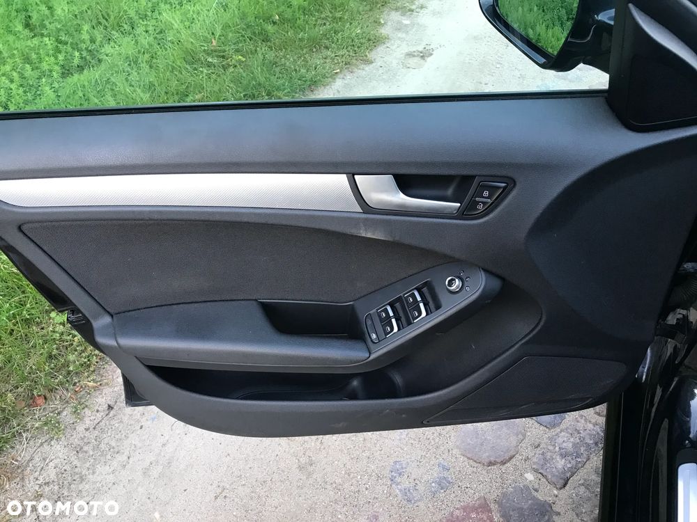 Audi A4 Avant 2.0 TDI DPF Ambition - 12