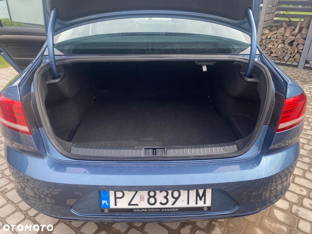 Volkswagen Passat 1.4 TSI BMT Trendline - 9