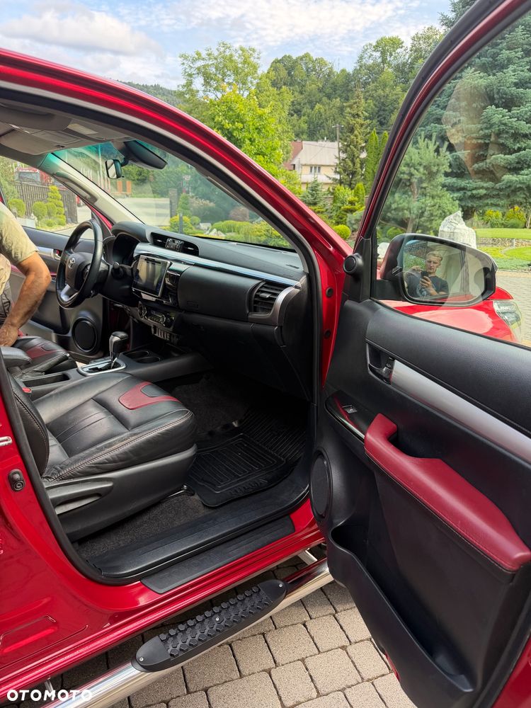 Toyota Hilux 2.4 D-4D Double Cab SR5 4x4 - 11