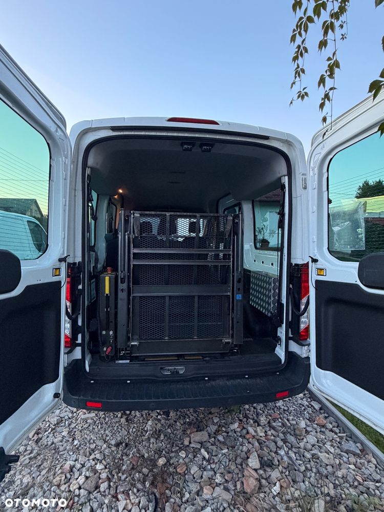 Ford Transit - 12