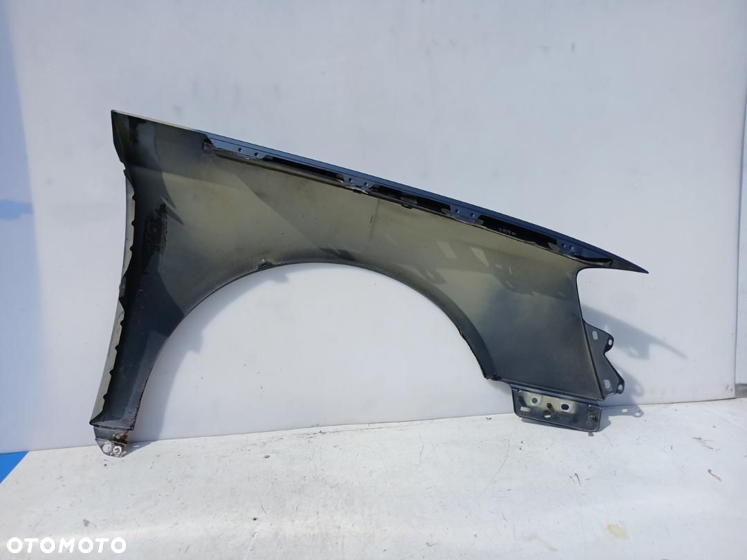 BŁOTNIK PRZÓD PRZEDNI LEWY ORYGINALNY VOLKSWAGEN PASSAT B6 SZARY 3C0821021 - 4