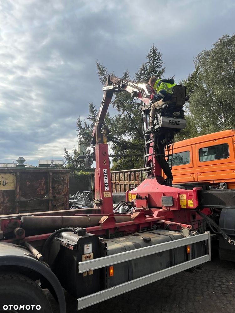 Mercedes-Benz Actros - 7