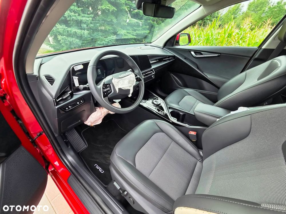 Kia Niro 1.6 GDI 2WD Edition 7 - 11