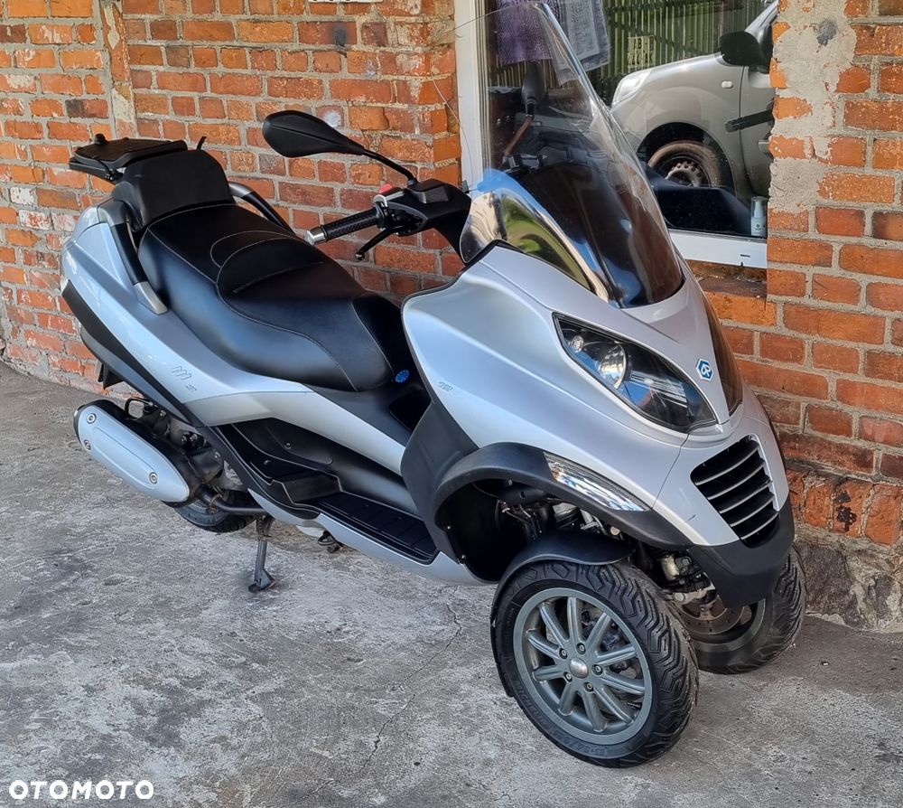 Piaggio MP-3