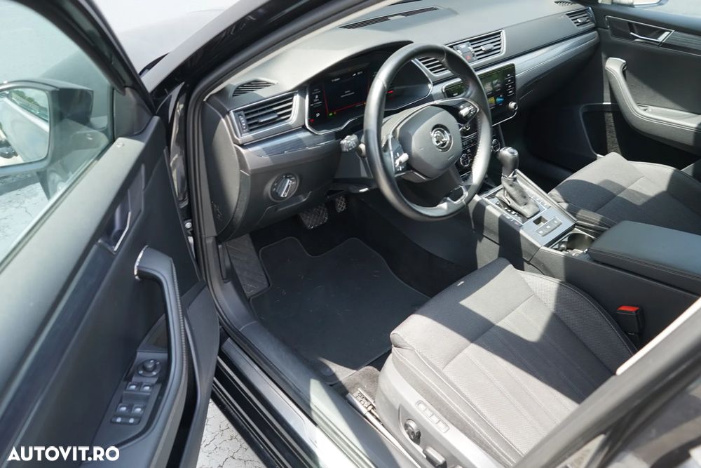 Skoda Superb 2.0 TDI DSG Style - 11
