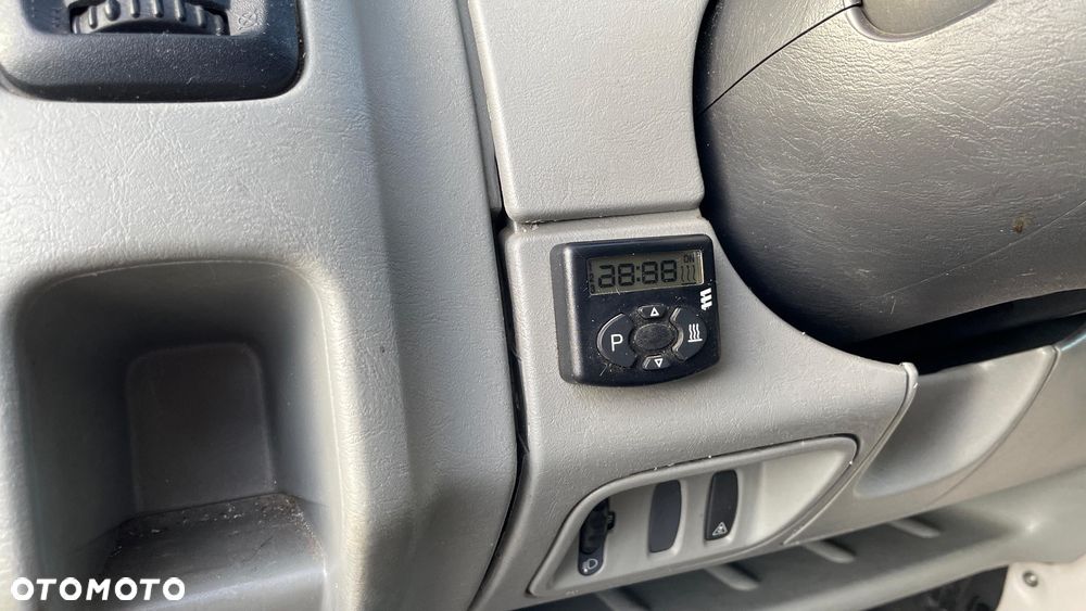 Opel Vivaro 2.5 CDTI L2H1 - 28