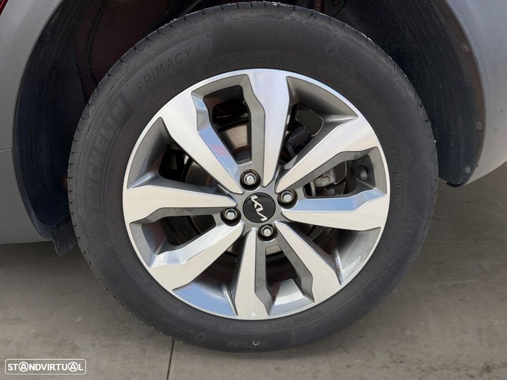 Kia Stonic 1.2 MPi Dynamic - 15