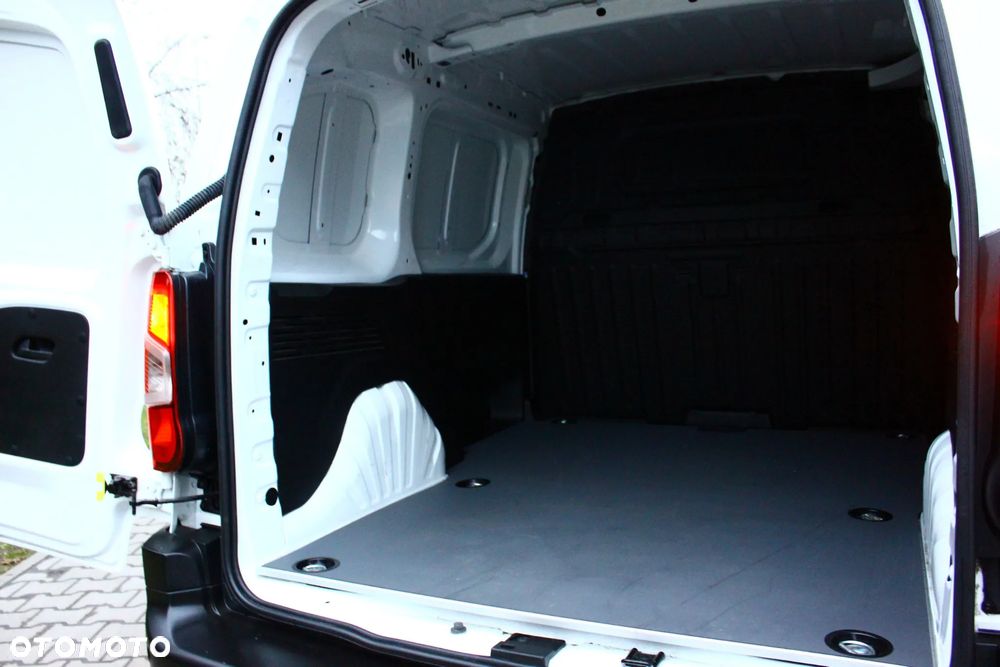 Toyota PROACE CITY BLASZAK 2 OSOBOWY 1.5 D-4D 100KM PEWNE AUTO FV23% - 36