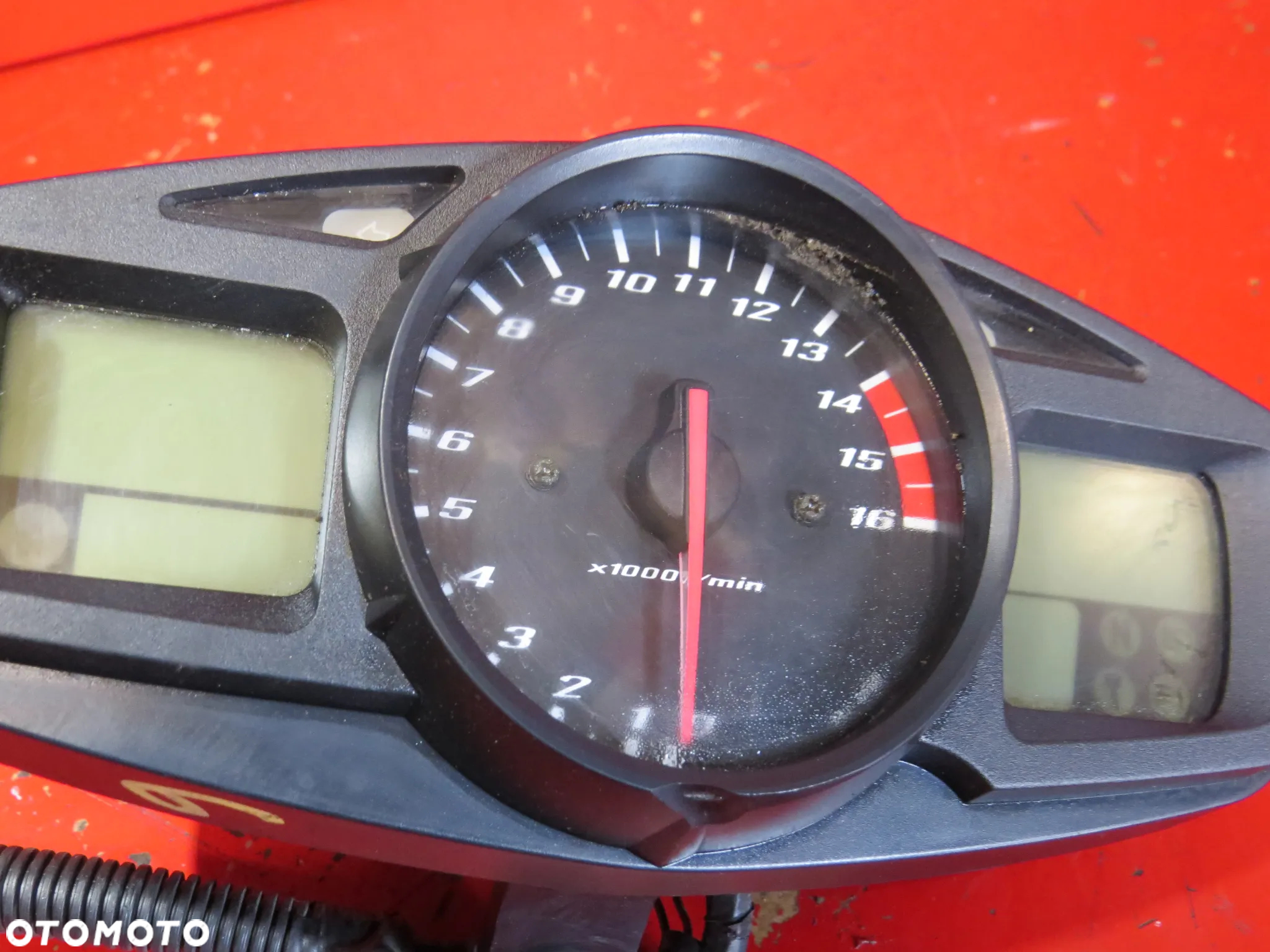 SUZUKI GSR 600 GSR600 K10 09  zegary zegar licznik liczniki - 2