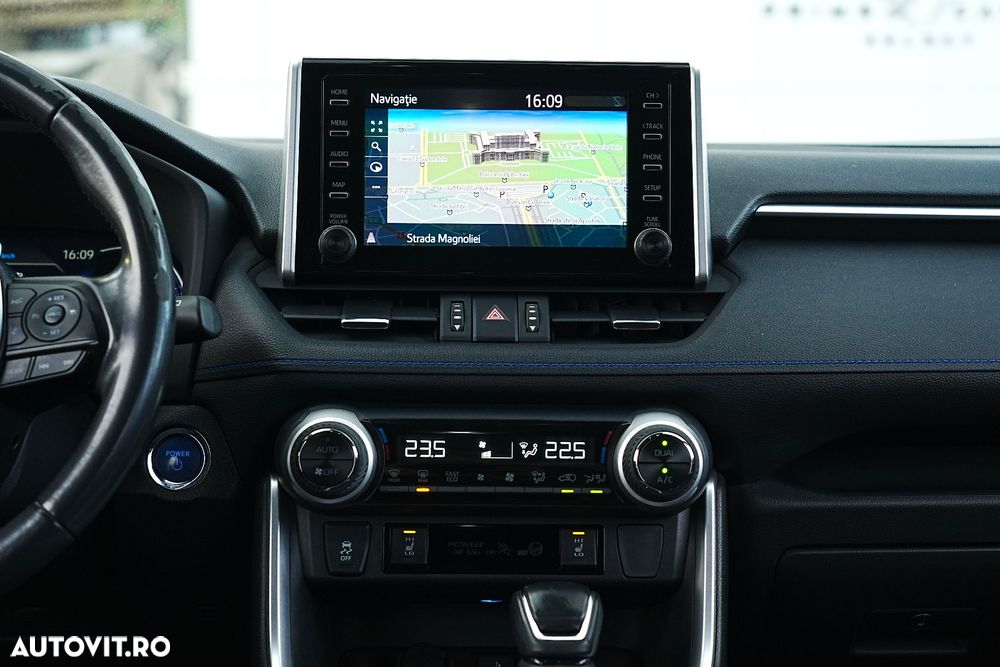 Toyota RAV4 2.5 4x4 Hybrid Style Selection - 27