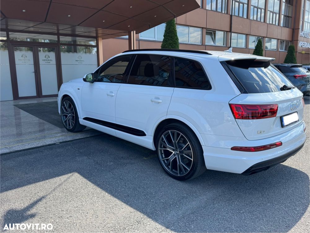 Audi Q7 3.0 TFSI Quattro Tiptronic - 10
