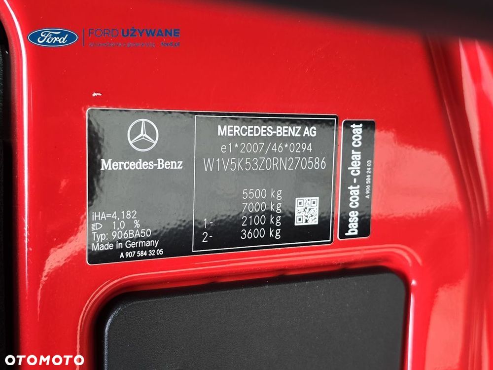 Mercedes-Benz Sprinter - 24