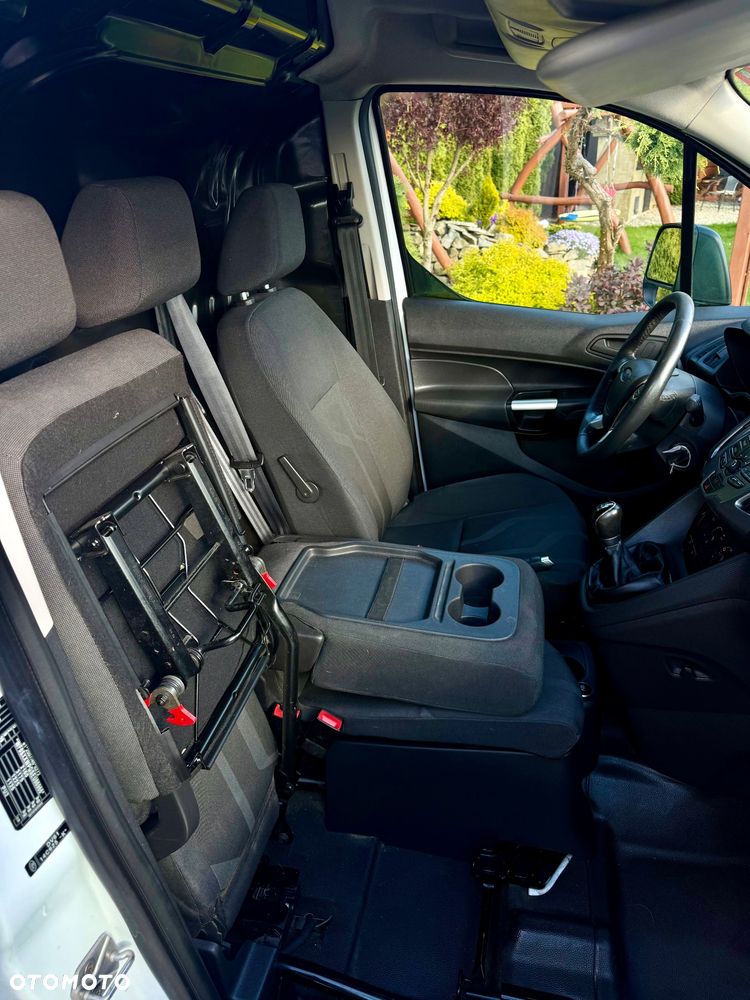 Ford Transit Connect - 9