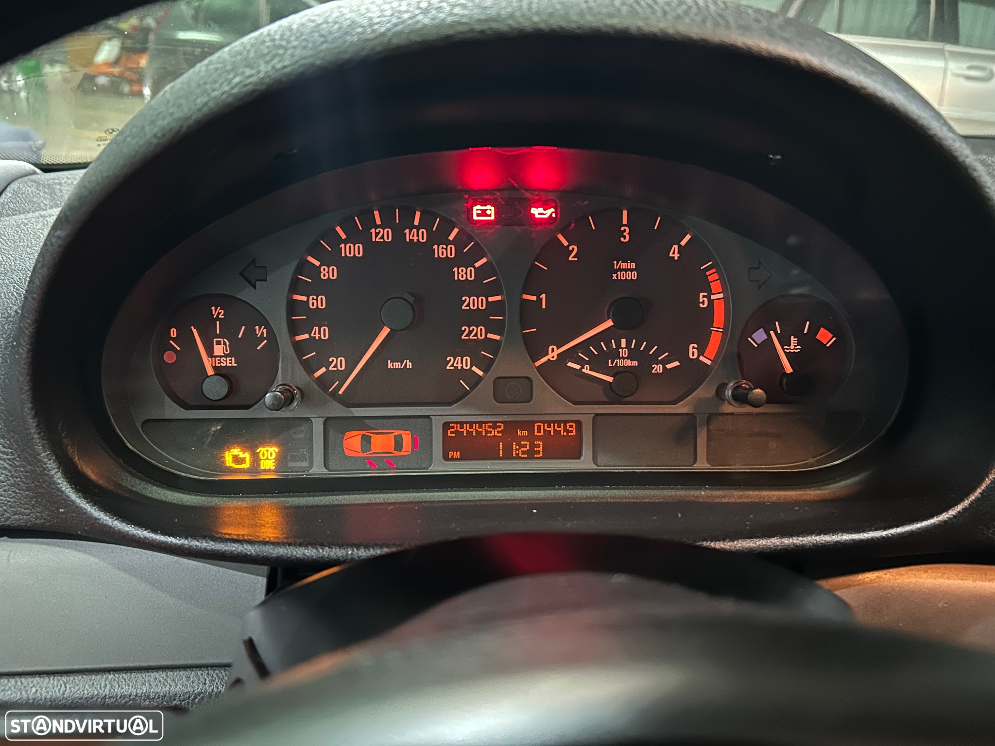BMW 316 i Touring - 16