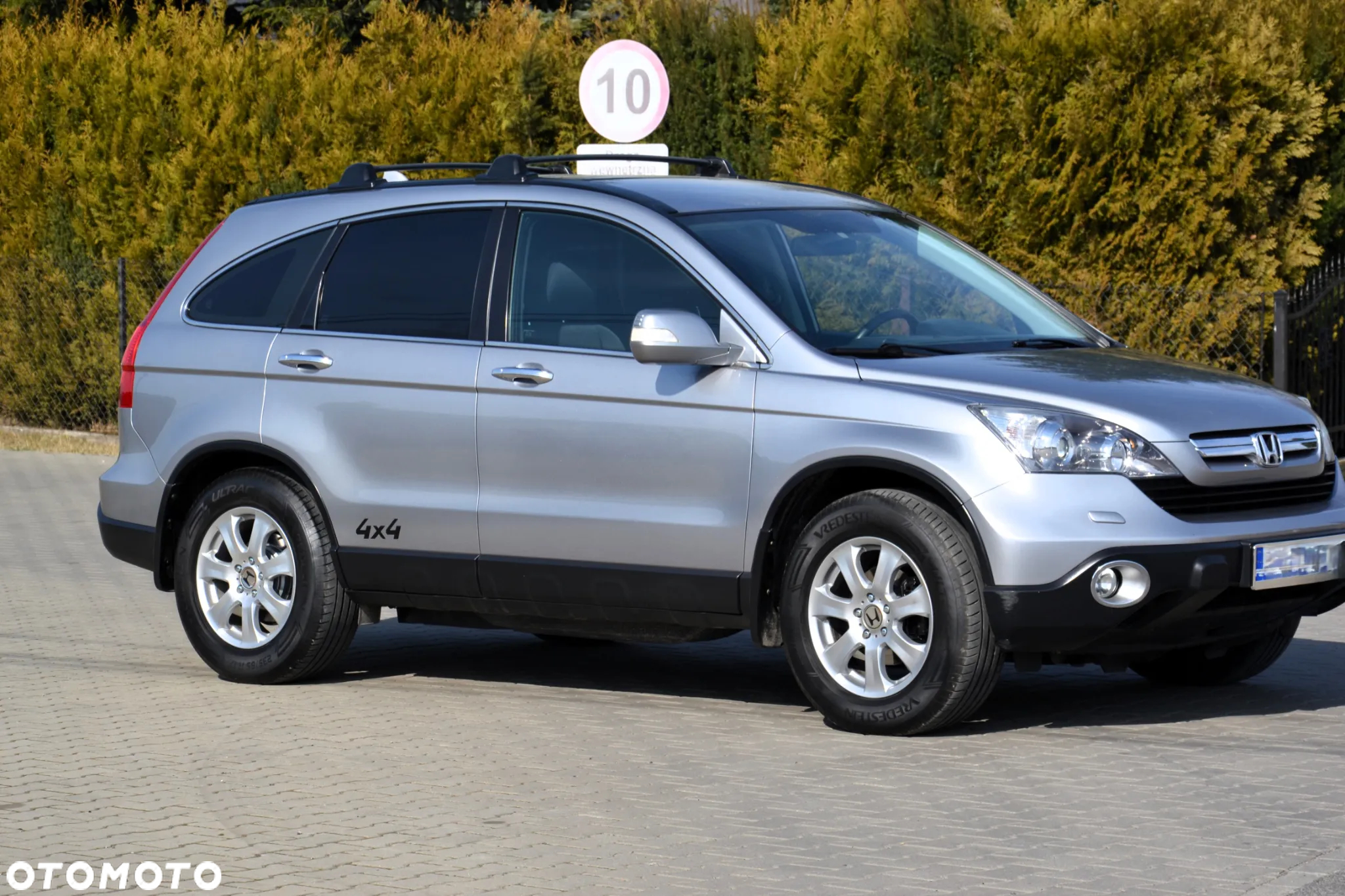 Honda CR-V 2.0i-VTEC Automatik Comfort 50 Jahre Edition - 4