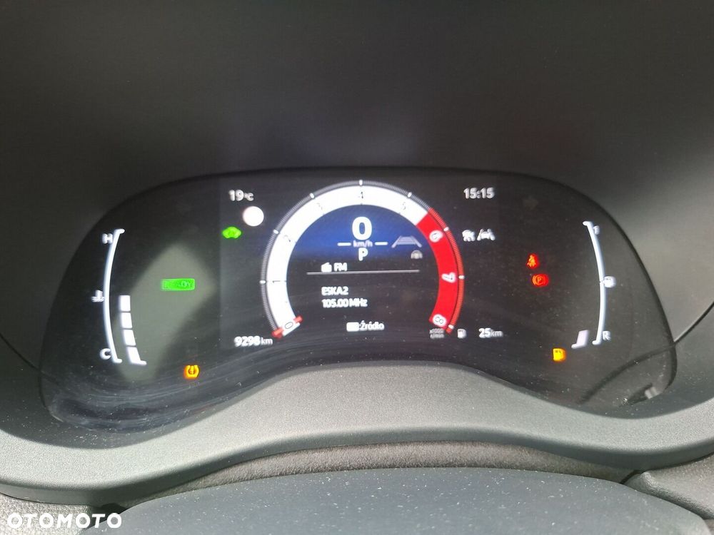 Toyota Yaris Hybrid 1.5 Style - 16
