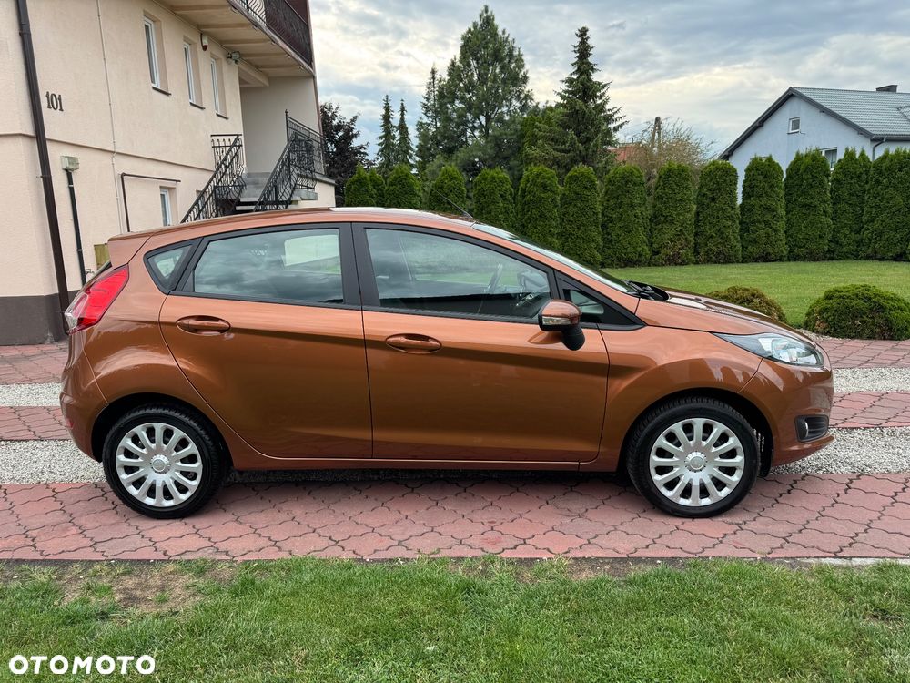Ford Fiesta 1.0 Celebration - 12