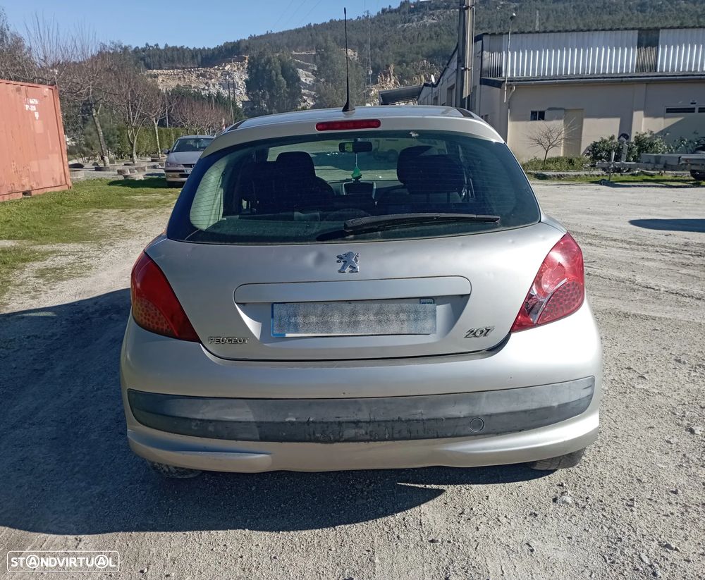 Peugeot 207 1.4 Hdi 2007 para peças - 7