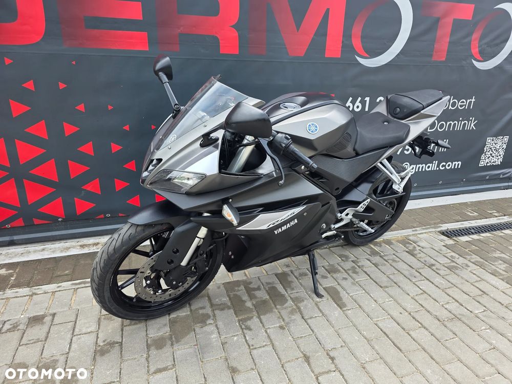 Yamaha YZF - 4