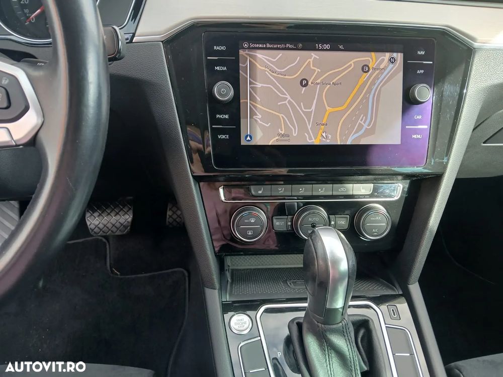 Volkswagen Passat 2.0 TDI DSG Highline - 9