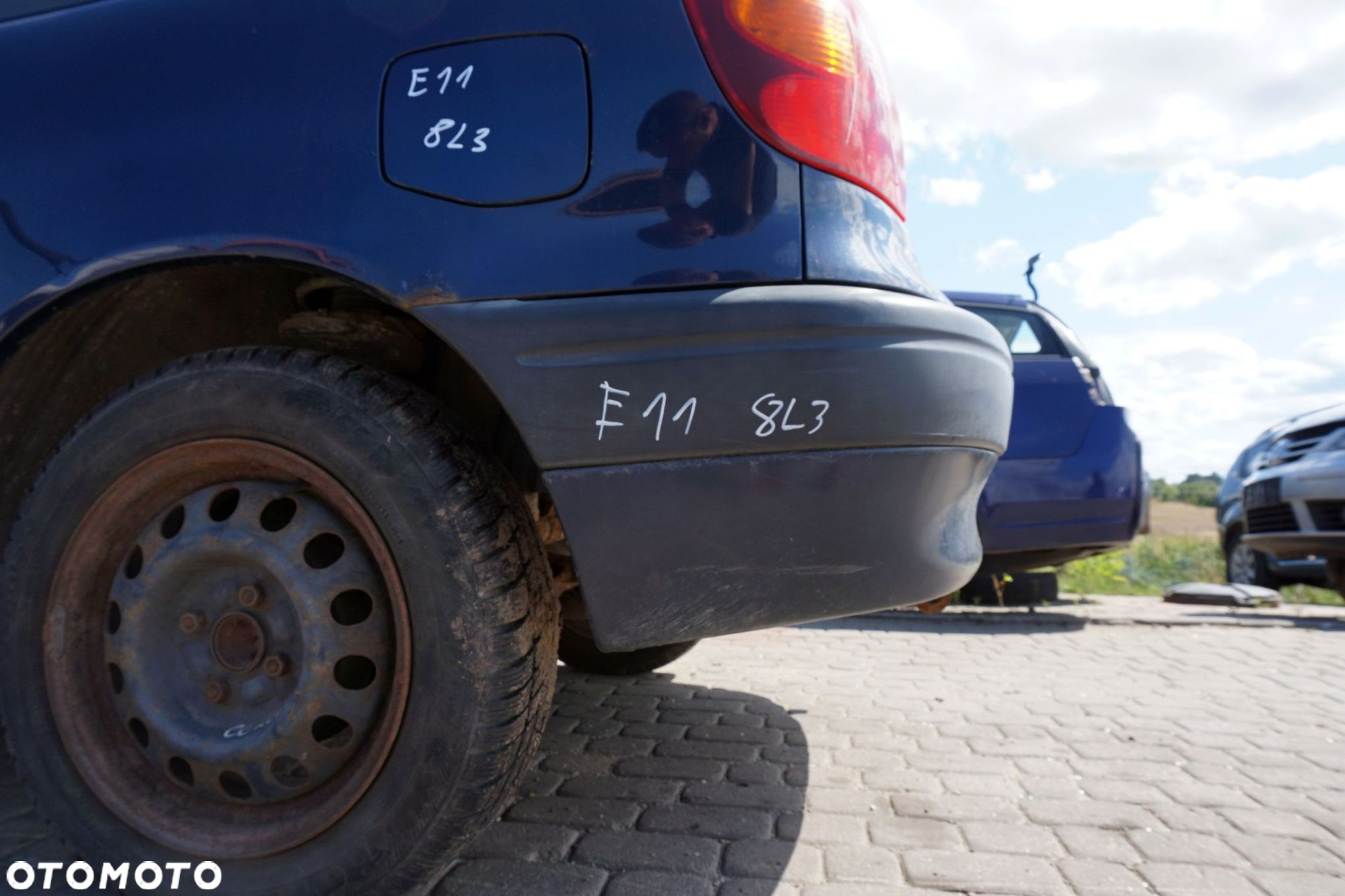 ZDERZAK TYLNY COROLLA E11 3D HB 8L3  GRANATOWY TOYOTA 1997-2002 - 3