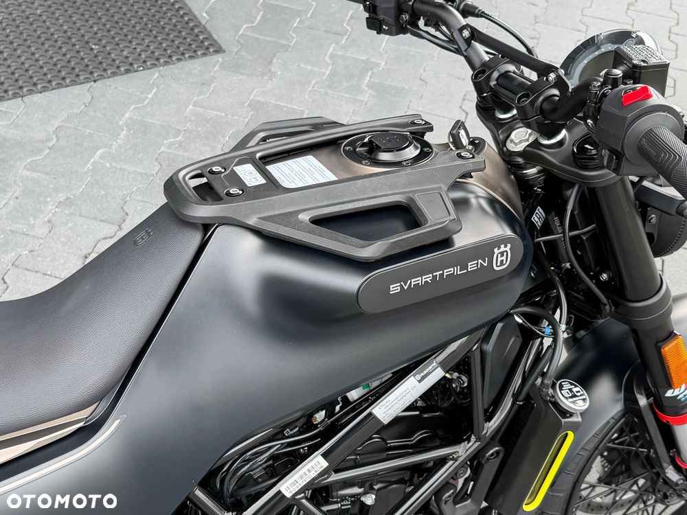 Husqvarna Svartpilen - 14