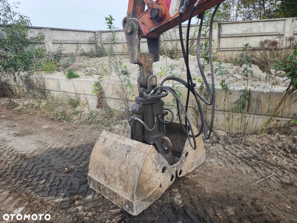 Hitachi Zaxis 140W - 14