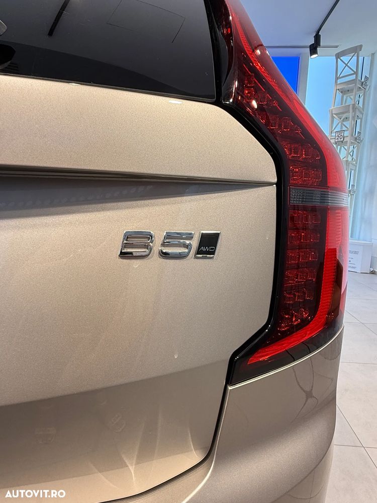 Volvo XC 90 B5 AWD MHEV Core - 9