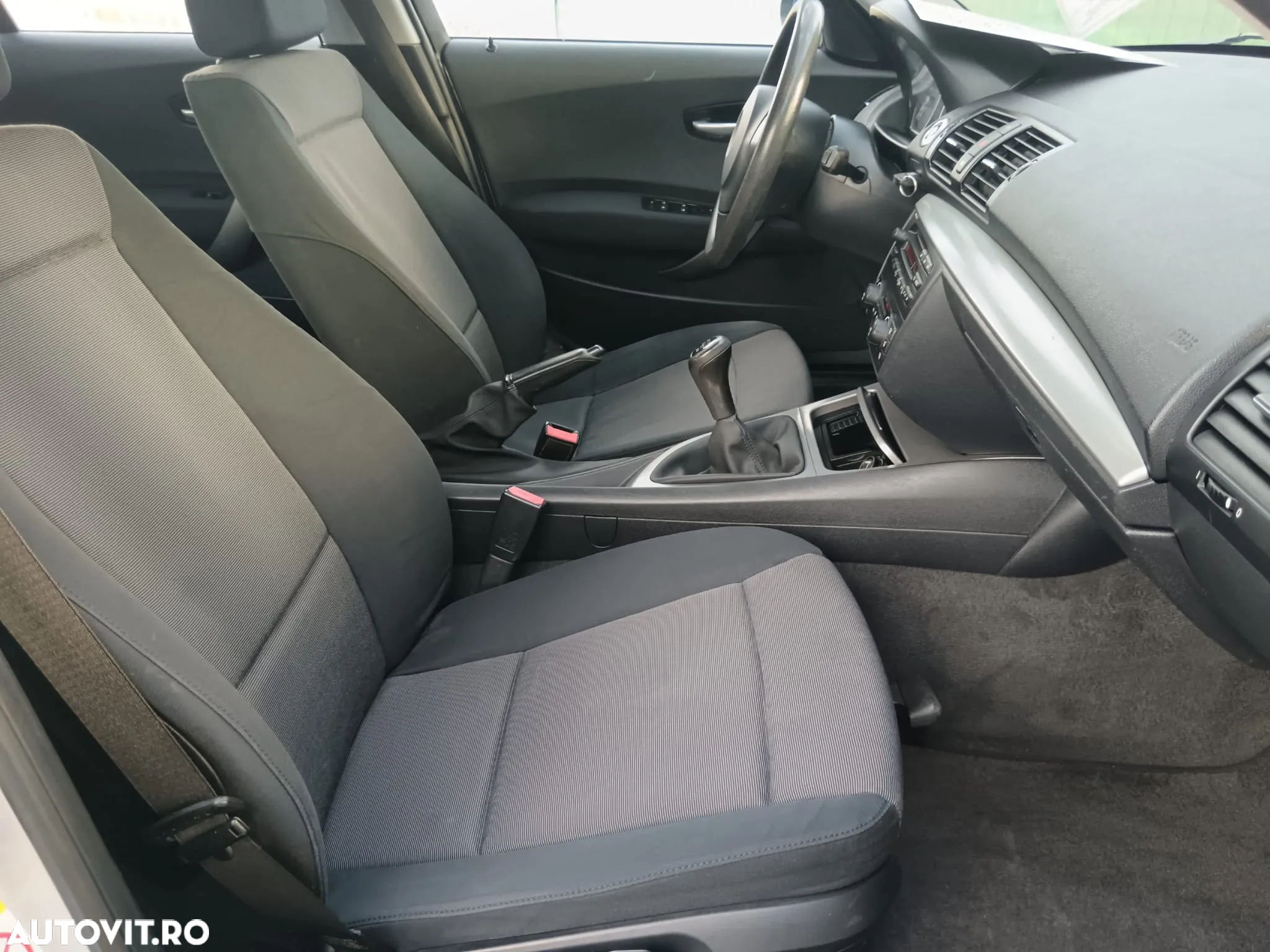 BMW Seria 1 116i - 21